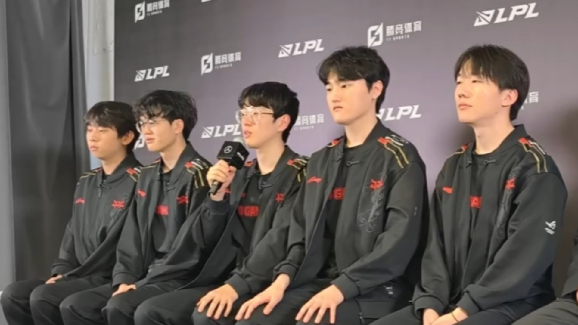 Scout连续三场比赛得分超过最后时刻胜出，热火不断突破！的简单介绍
