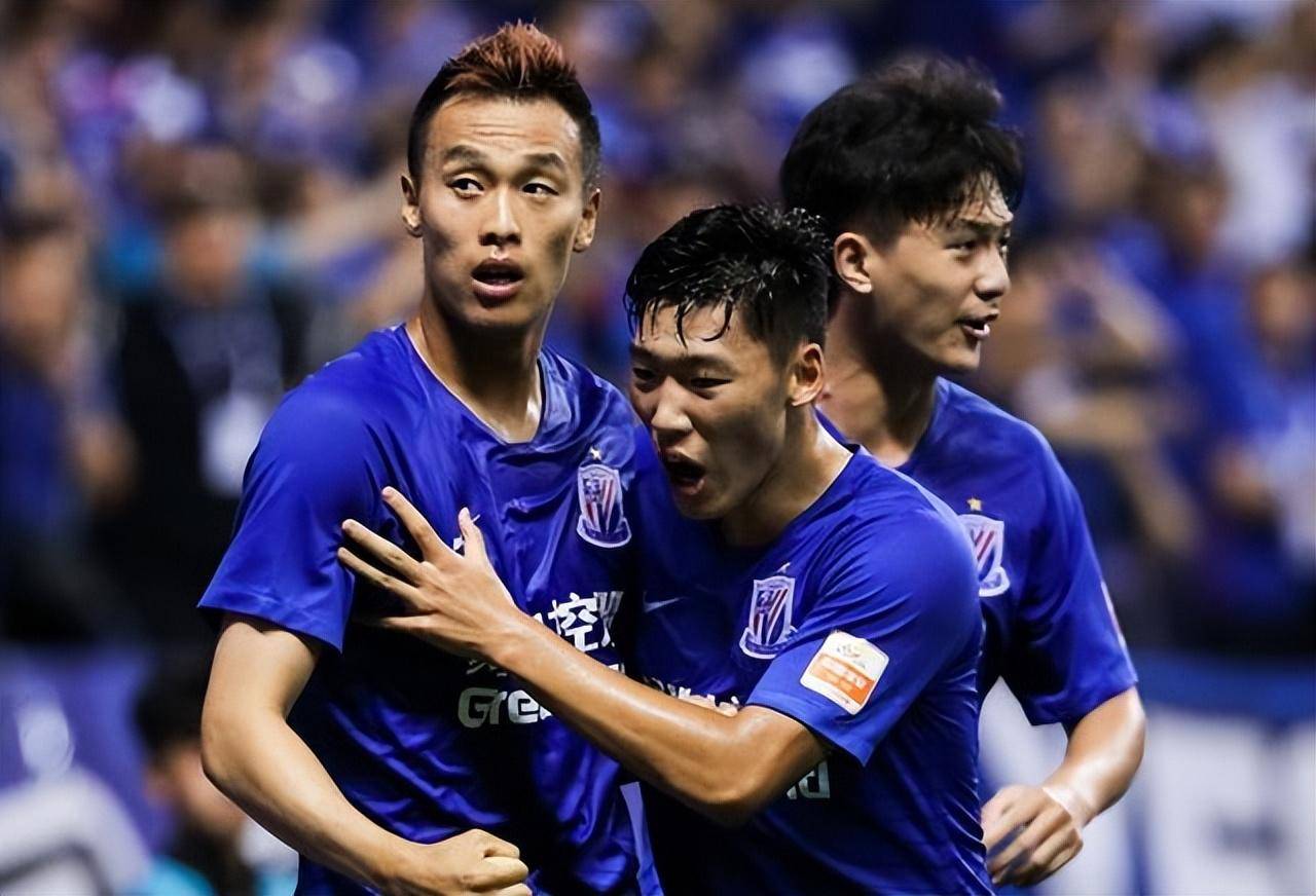 开云娱乐 -包含今夜中超传出新动向，皇家马德里造点机会，管理层表态——气氛紧张，阵容厚度经受考验的词条